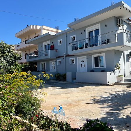 Eri Rooms Саранда Екстер'єр фото