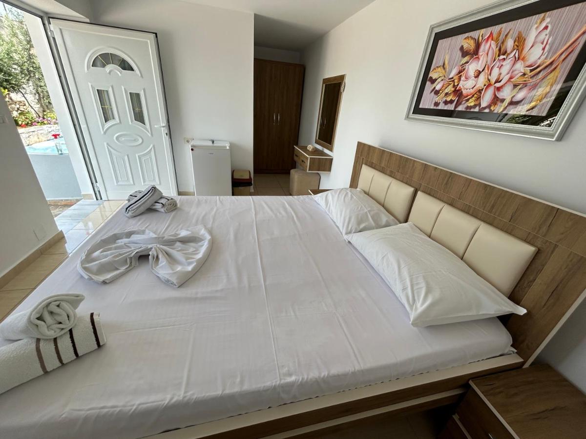 Eri Rooms Саранда Екстер'єр фото