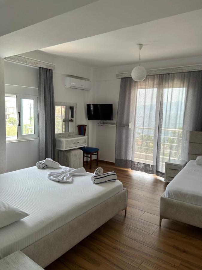 Eri Rooms Саранда Екстер'єр фото