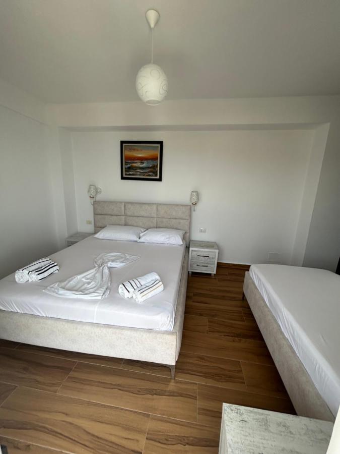 Eri Rooms Саранда Екстер'єр фото