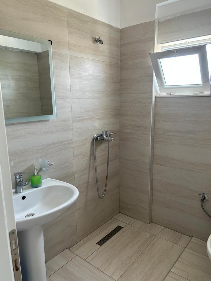 Eri Rooms Саранда Екстер'єр фото
