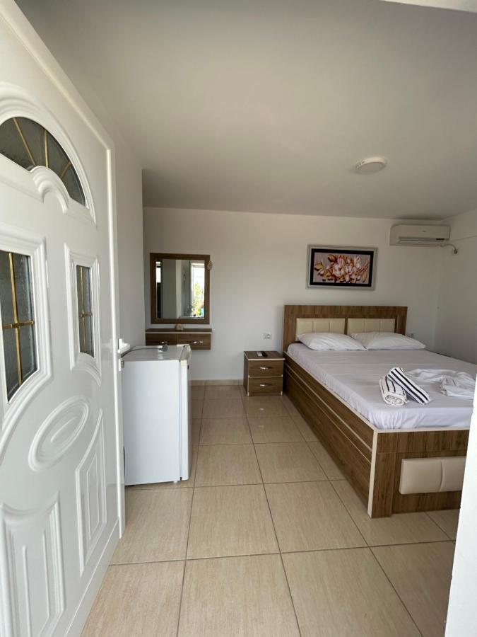 Eri Rooms Саранда Екстер'єр фото