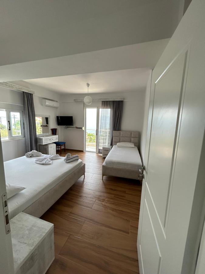 Eri Rooms Саранда Екстер'єр фото