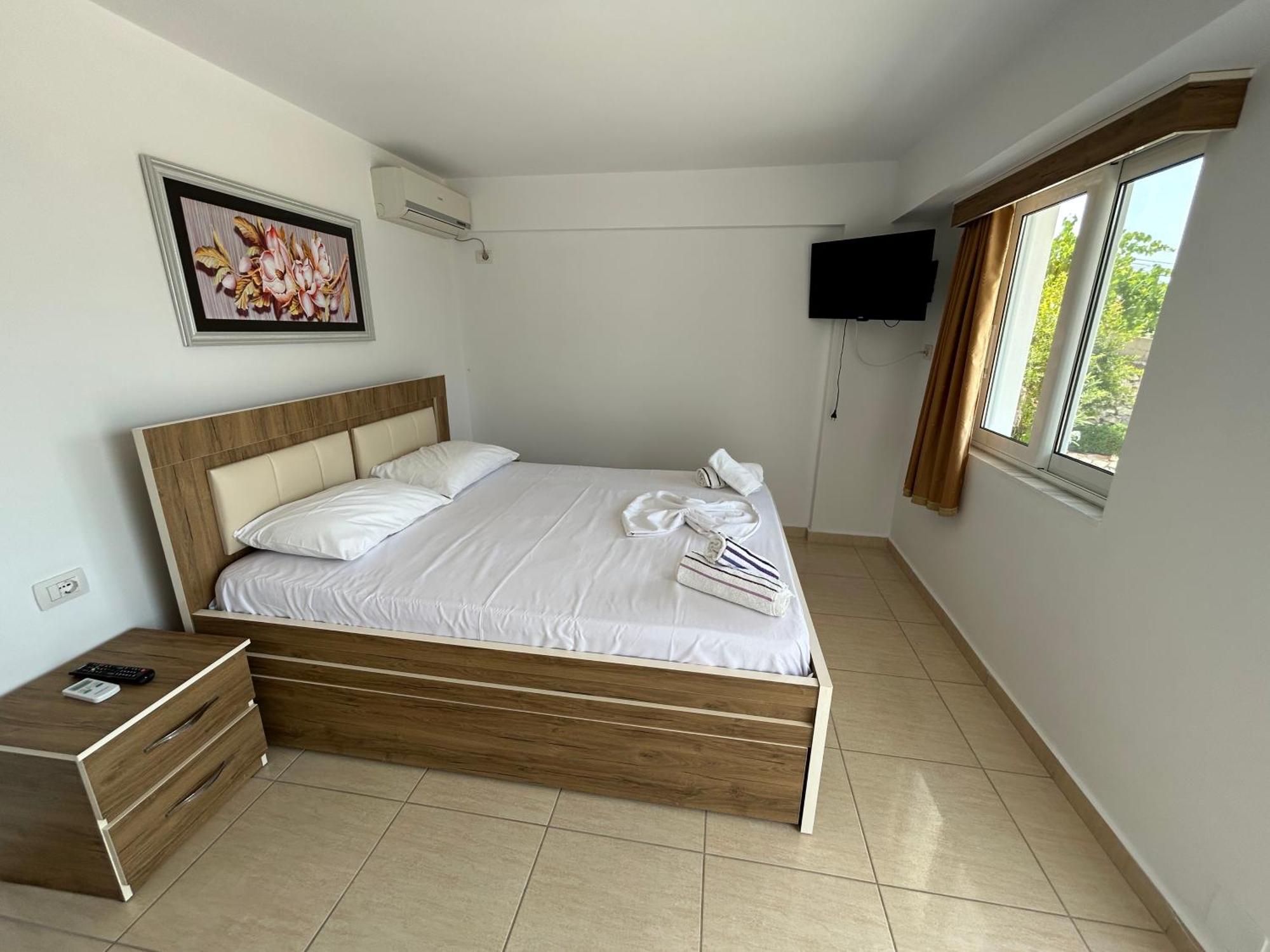 Eri Rooms Саранда Екстер'єр фото